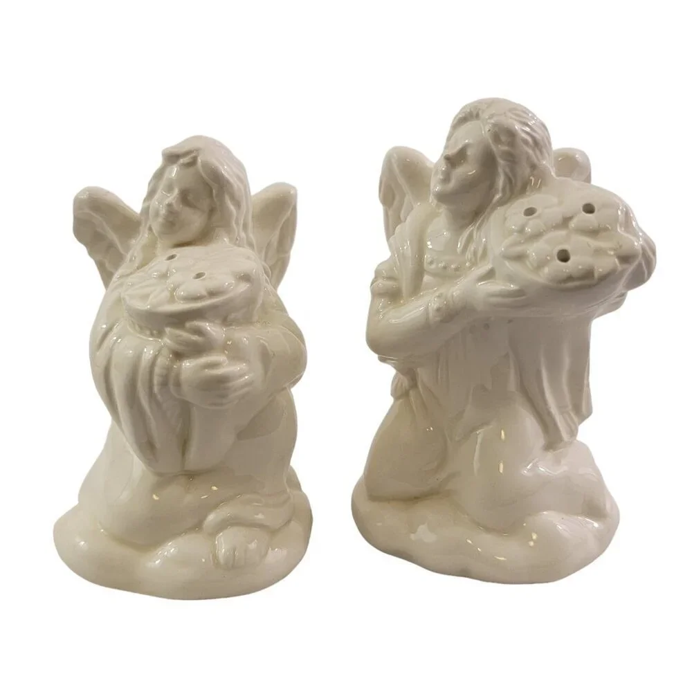 Vintage McConnell Talus Collectible Ceramic Angels Salt & Pepper Shaker Set